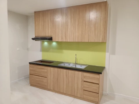 Tủ bếp Trên + Dưới gỗ MDF KM02
