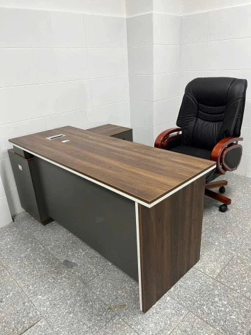 Bàn Làm việc 14
