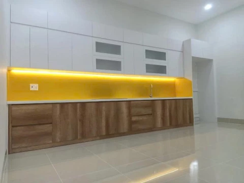 Tủ bếp chống ẩm phủ Melamine KM08