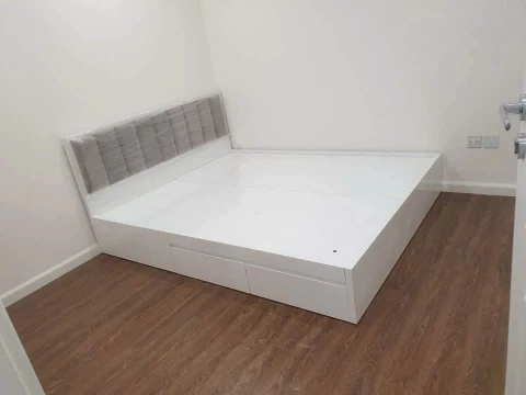 Giường gỗ MDF có 2 ngăn kéo kèm nệm đầu giường GN07