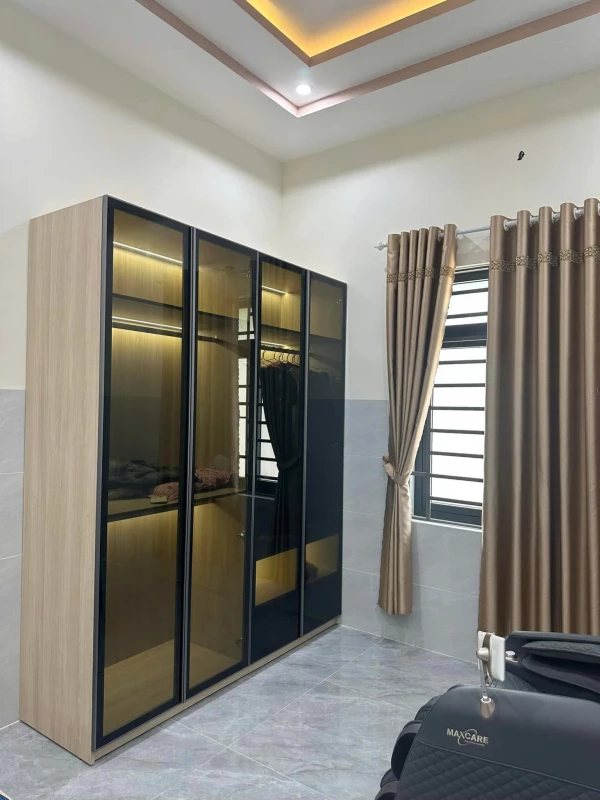 Tủ quần áo cánh kính đóng theo yêu cầu ( TACK 18)