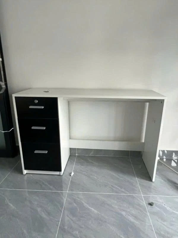 Bàn làm việc 35