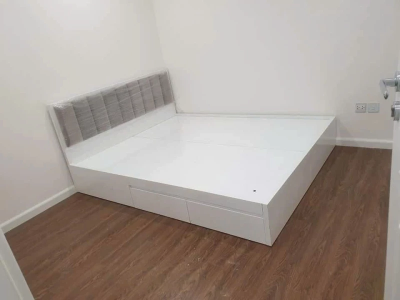 Giường gỗ MDF có 2 ngăn kéo kèm nệm đầu giường GN07